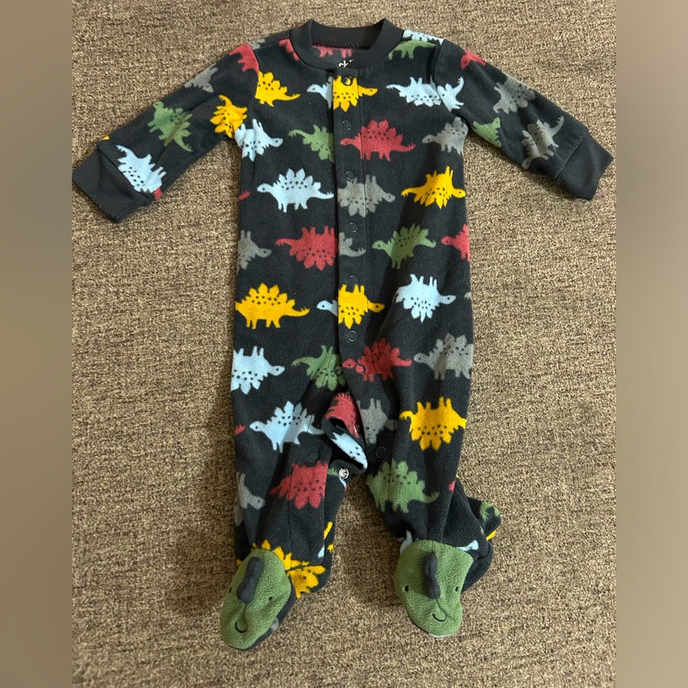 🌺 Carter’s Fleece Dinosaur Print One Piece Pajama sleeper bodysuit snaps 0-3M